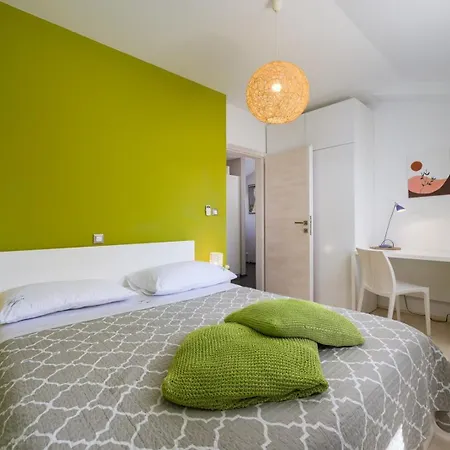 וילה Vidova Basici